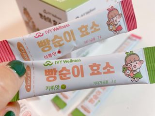 아이비웰니스 빵순이 식탁 위의 필수템! 빵순이 효소 키위맛 100포 + 석류맛 14포 (총 114포) — 2.5점을 준 리뷰어가 2022년 12월 올린 사용 사진