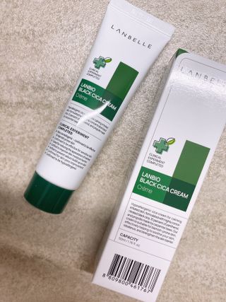 랑벨 랑바이오 블랙 시카 크림 50ml(블랙비 프로폴리스, 시카 4종, 판테놀 10 함유) — 5점을 준 리뷰어가 2022년 7월 올린 사용 사진