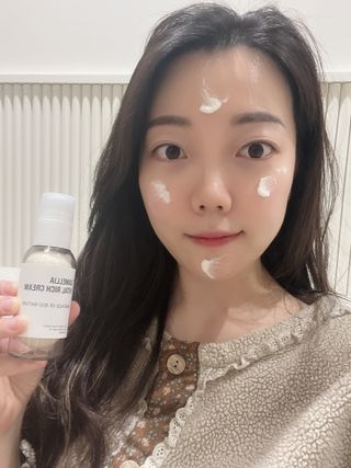 제주인디 카멜리아 바이탈 리치크림 (이너보틀 에디션) — 5점을 준 리뷰어가 2023년 4월 올린 사용 사진