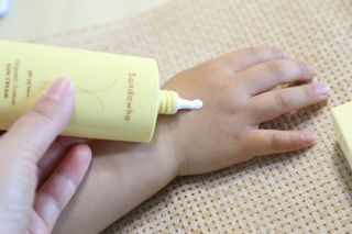 스킨큐어 산다화 유기농 레몬썬크림 — 5점을 준 리뷰어가 2022년 4월 올린 사용 사진