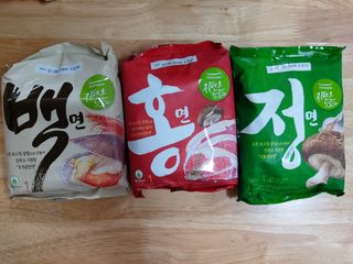 [풀무원] 자연은맛있다 정면, 백면, 홍면  세트 — 5점을 준 리뷰어가 2021년 4월 올린 사용 사진