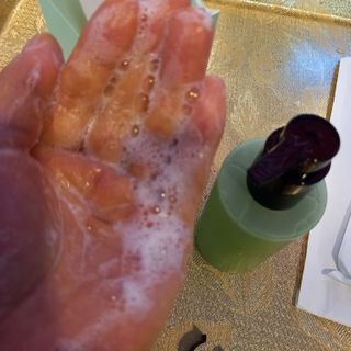 프리마인 메이크업과 들뜨는 각질까지 한방에 깐달걀로! 순하기까지한 셀베이스 그린티클렌저(200ml) — 5점을 준 리뷰어가 2023년 5월 올린 사용 사진