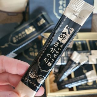 헬스업_천명진프리미엄홍삼스틱_10ml x 30포 — 5점을 준 리뷰어가 2021년 2월 올린 사용 사진