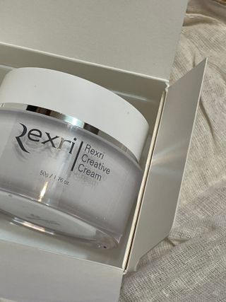 렉스리 크리에이티브 크림  Rexri Creative Cream — 5점을 준 리뷰어가 2021년 10월 올린 사용 사진