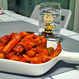 응큼떡볶이 — 5점을 준 리뷰어가 2021년 3월 올린 사용 사진