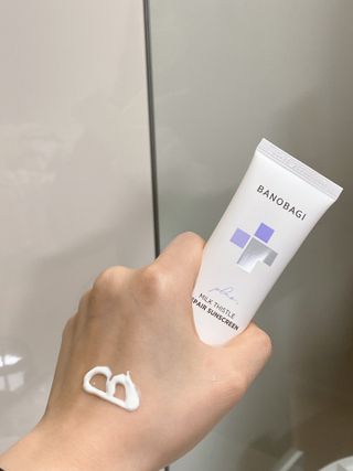 바노바기 코스메틱 바노바기 밀크씨슬 리페어 시카 선스크린 플러스 50ml — 4점을 준 리뷰어가 2023년 4월 올린 사용 사진