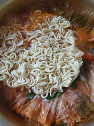 [풀무원] 자연은맛있다 정면, 백면, 홍면  세트 — 5점을 준 리뷰어가 2021년 4월 올린 사용 사진