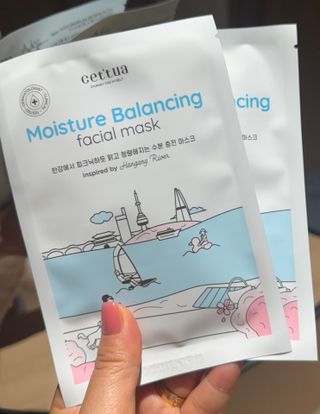 세뚜아(Cettua) 나우[세뚜아] 모이스처 밸런싱 페이셜 마스크 Cettua Moisture Balancing Facial Mask 4매 — 5점을 준 리뷰어가 2023년 12월 올린 사용 사진