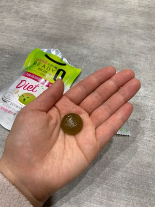 레디큐 다이어트 츄 젤리 가르시니아 5입 X 10팩 — 5점을 준 리뷰어가 2021년 2월 올린 사용 사진