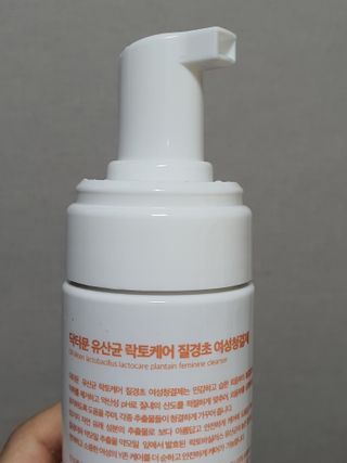 MF프리 [닥터문] 유산균 락토케어 질경초 여성청결제 200ml (폼타입) — 5점을 준 리뷰어가 2022년 7월 올린 사용 사진