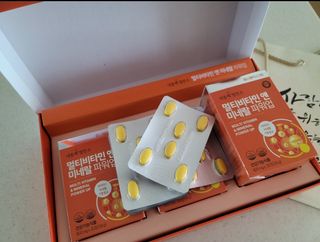 서울약사신협_내몸애발란스멀티비타민앤미네랄파워업_800mg x 90정 — 5점을 준 리뷰어가 2021년 8월 올린 사용 사진