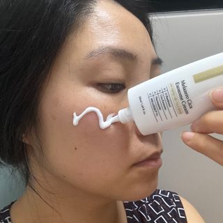 하이브리온 [쿠팡]멜라제로 시카엑소좀 크림 50ml PDRN 줄기세포 주름 미백기능성 피부과 병원입점, 1개, 50g — 5점을 준 리뷰어가 2025년 7월 올린 사용 사진