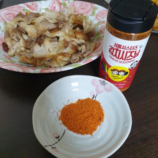 [서울시스터즈] 김치시즈닝 국내 최초 뿌려먹는 김치파우더 100g 1개+ 신제품 김치스낵 90g 2개 — 5점을 준 리뷰어가 2021년 8월 올린 사용 사진