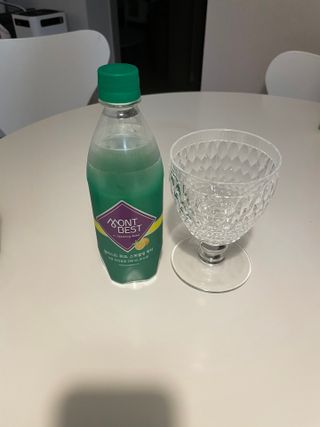 몽베스트 Montbest with Sparkling water Lemon OR Lime 20병(랜덤) — 4.5점을 준 리뷰어가 2022년 5월 올린 사용 사진