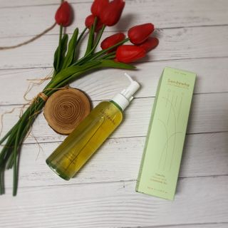 스킨큐어 산다화 순한 클렌징 동백 오일 200ml — 4.5점을 준 리뷰어가 2023년 4월 올린 사용 사진
