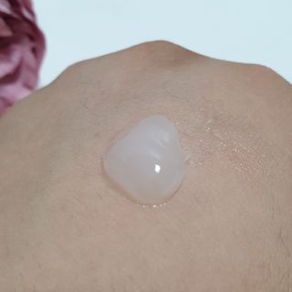 레드투래드 센서티브 슈퍼 크림 50ml — 3점을 준 리뷰어가 2021년 9월 올린 사용 사진