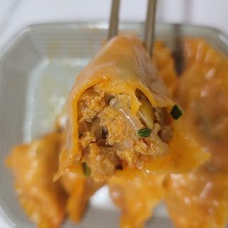 한만두 진한 해물맛 짬뽕만두 1kg — 4점을 준 리뷰어가 2021년 4월 올린 사용 사진