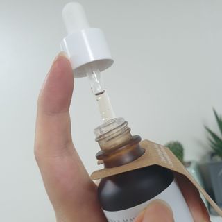 마리엔메이 히알루로닉스 세럼 ,나이아신아마이드 모과 세럼, 마린콜라겐 세럼, 청귤 흰목이버섯 추출물 세럼 — 5점을 준 리뷰어가 2021년 10월 올린 사용 사진