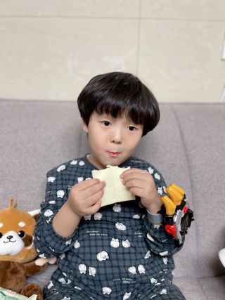 남양유업 드빈치 유기농 아기치즈 1단계 — 5점을 준 리뷰어가 2021년 1월 올린 사용 사진