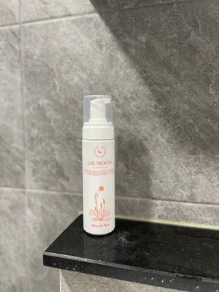 MF프리 [닥터문] 유산균 락토케어 질경초 여성청결제 200ml (폼타입) — 5점을 준 리뷰어가 2022년 9월 올린 사용 사진