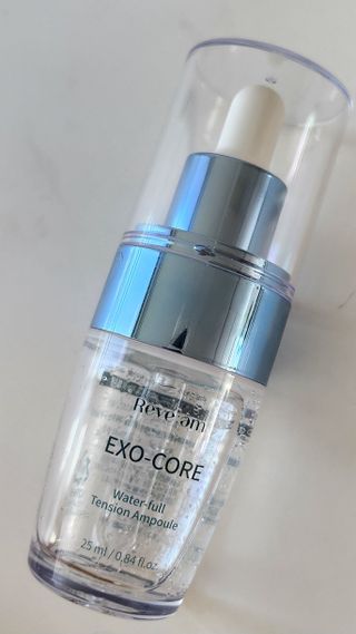 나우 [리브엠] 화해 1등 수분앰플 , 엑소코어 워터풀 텐션 앰플 — 5점을 준 리뷰어가 2023년 6월 올린 사용 사진