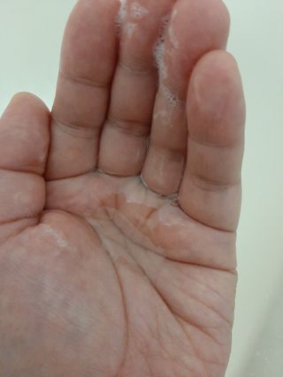아므 스칼프 릴렉싱 샴푸 — 5점을 준 리뷰어가 2021년 3월 올린 사용 사진