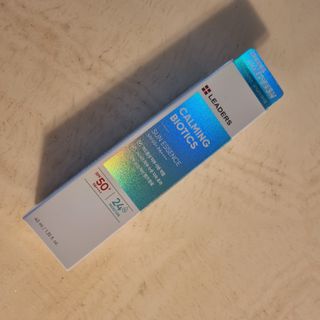 리더스코스메틱 리더스 카밍 바이오틱스 선 에센스 SPF 50+ PA++++ — 5점을 준 리뷰어가 2022년 6월 올린 사용 사진