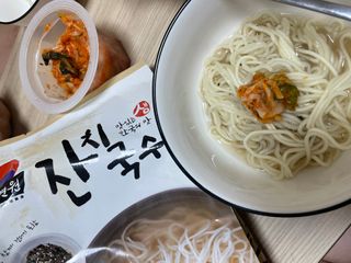 [한면원] 잔치국수 2인분 — 5점을 준 리뷰어가 2022년 7월 올린 사용 사진