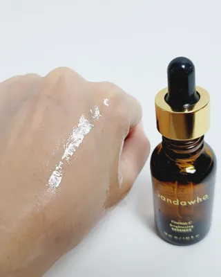 스킨큐어 산다화 비타민c 화이트닝 에센스 30ml — 5점을 준 리뷰어가 2022년 2월 올린 사용 사진
