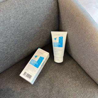 랑벨 수퍼내츄럴 아쿠아 수딩 크림 100ml — 4.5점을 준 리뷰어가 2022년 5월 올린 사용 사진