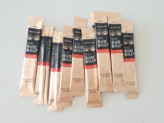 서울약사신협_투데이홍삼정플러스스틱_10g x 30포 — 5점을 준 리뷰어가 2021년 2월 올린 사용 사진