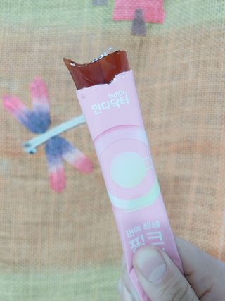 [인디닥터] 면역 생생 핑크 이뮨 젤리 — 4점을 준 리뷰어가 2022년 5월 올린 사용 사진
