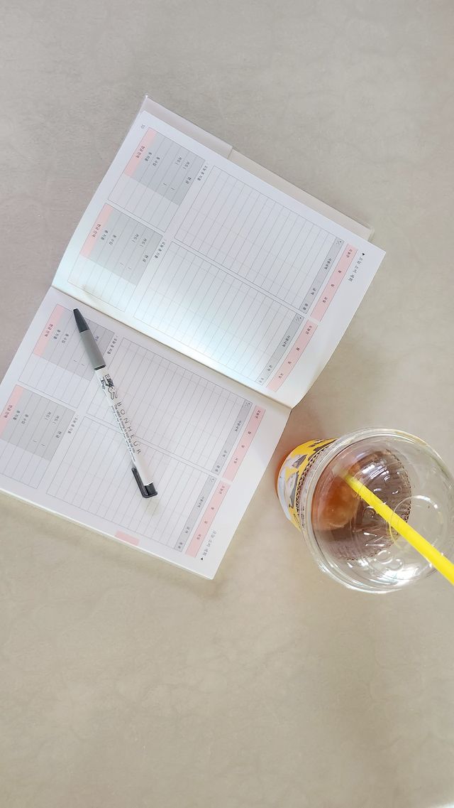 리훈 오늘쓰임 반년 신혼부부 가계부 다이어리 캐시북 용돈기입장 모눈 리뷰 사진