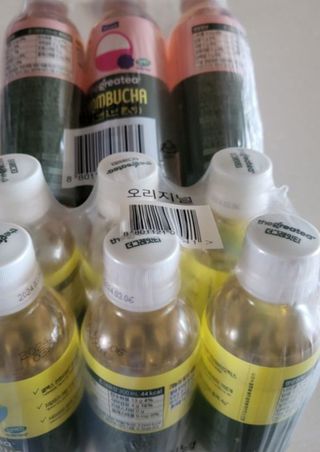 더그레잇티 콤부차 [매일유업] 더그레잇티 44kcal 콤부차 300ml *12개입 (오리지널 6개+베리리치 6개) — 5점을 준 리뷰어가 2023년 7월 올린 사용 사진