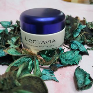 록타비아 Artisan Complete Face Cream — 5점을 준 리뷰어가 2023년 11월 올린 사용 사진