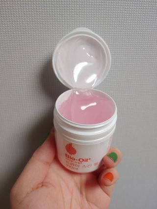 바이오오일 [바이오-오일] 드라이 스킨 젤 100ml — 5점을 준 리뷰어가 2021년 8월 올린 사용 사진