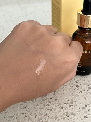 스킨큐어 산다화 비타민c 화이트닝 에센스 30ml — 5점을 준 리뷰어가 2023년 10월 올린 사용 사진