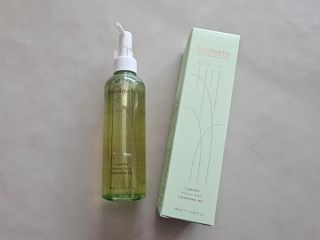 스킨큐어 산다화 순한 클렌징 동백 오일 200ml — 5점을 준 리뷰어가 2023년 5월 올린 사용 사진