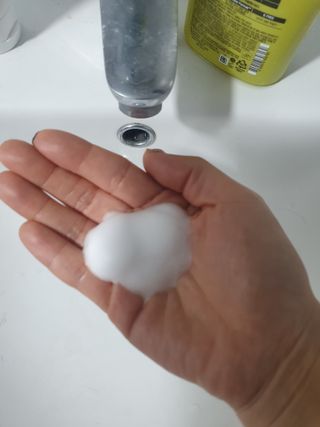 약손명가코스메틱 에오스보떼 브라이트닝 버블 폼 클렌징 300ml — 4점을 준 리뷰어가 2021년 12월 올린 사용 사진