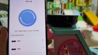 아카라 집 밖에서도 집 안을 돌봐주는 스마트 리모컨 — 5점을 준 리뷰어가 2022년 6월 올린 사용 사진