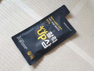 [이뮤니티플러스] 최고급녹용과 국내산 6년근 홍삼으로 활력업!!_ 활력UP삼 30포 1box — 5점을 준 리뷰어가 2022년 5월 올린 사용 사진