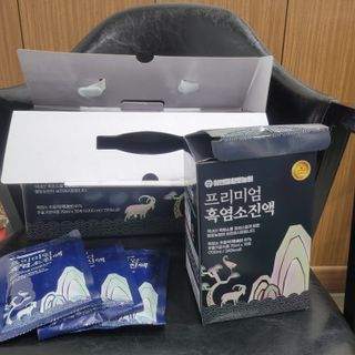 참앤들황토농원 국내산 흑염소를 정성스럽게 담은, 프리미엄 흑염소 진액 70ml x 30포 1박스 — 4.5점을 준 리뷰어가 2023년 1월 올린 사용 사진