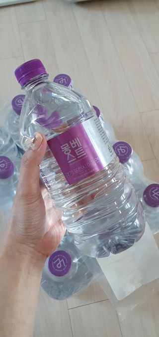 몽베스트 MONTBEST 1L 12입 — 5점을 준 리뷰어가 2022년 2월 올린 사용 사진