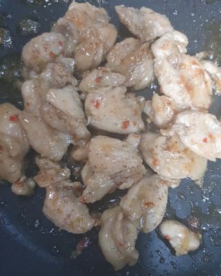 (주)마니커 마니커 닭고기 덧살구이 2종(올리브소금&핫칠리) [냉동 500g] — 5점을 준 리뷰어가 2022년 11월 올린 사용 사진