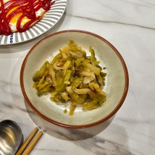 루시델리 야미하우스 홍콩 스파이시 프리미엄 짜사이 무침 500g — 3점을 준 리뷰어가 2024년 8월 올린 사용 사진