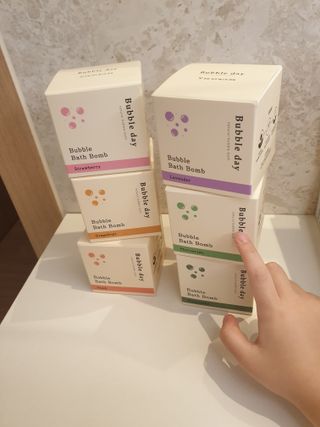 버블데이 배쓰밤 거품입욕제 버블바 6종 — 5점을 준 리뷰어가 2021년 8월 올린 사용 사진