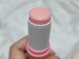 스킨큐어 산다화 카멜리아 안티 링클 멀티밤 — 5점을 준 리뷰어가 2022년 1월 올린 사용 사진
