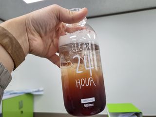 클린24시간 1BOX(5포) + 전용보틀(500ml) — 4.5점을 준 리뷰어가 2022년 8월 올린 사용 사진