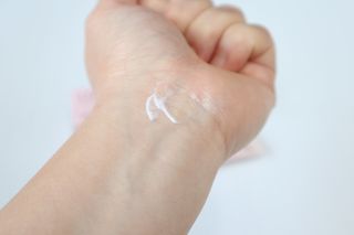 러브모아 향수 고체향수 승무원 고체향수 바르는 향수 니치향수 도손 우드세이지 앤 씨솔트 — 5점을 준 리뷰어가 2022년 11월 올린 사용 사진