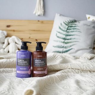 쿤달 [KUNDAL 공식] 프리미엄 헤어 케어 스페셜 세트 샴푸 500ml &amp; 트리트먼트 500ml — 5점을 준 리뷰어가 2021년 3월 올린 사용 사진